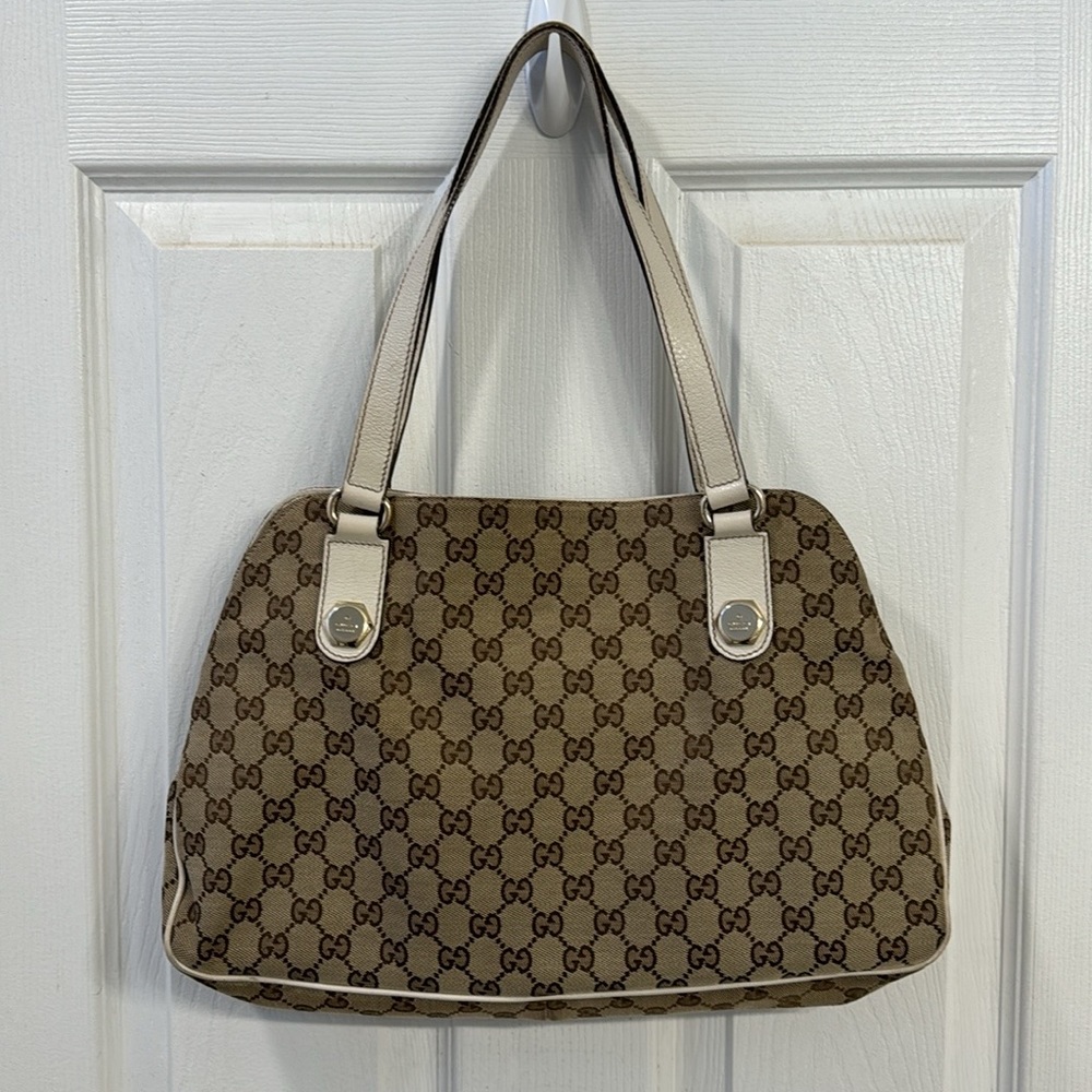 Gucci handbag Authentic